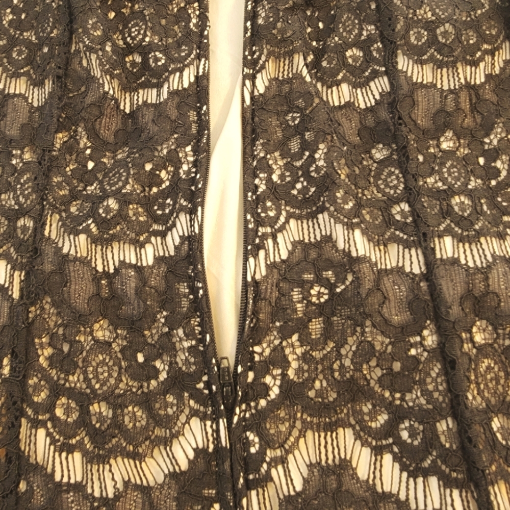 Dress - Picture 8 of 15